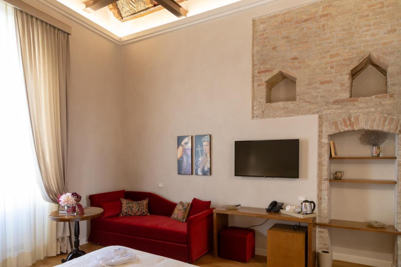 Hotel Dimora Storica Lo Svevo Jesi Zewnętrze zdjęcie